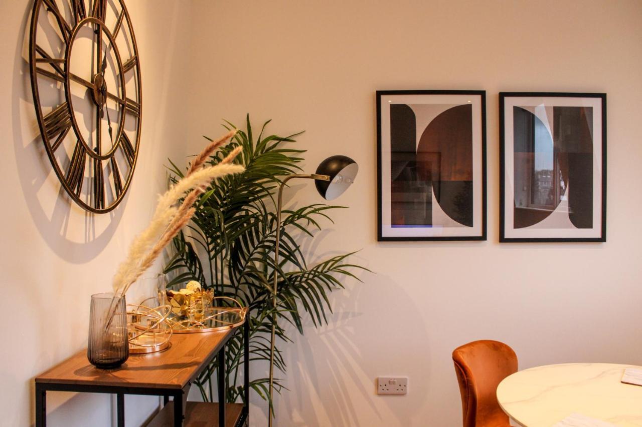 Furness House By Pay As U Stay Redhill  Esterno foto